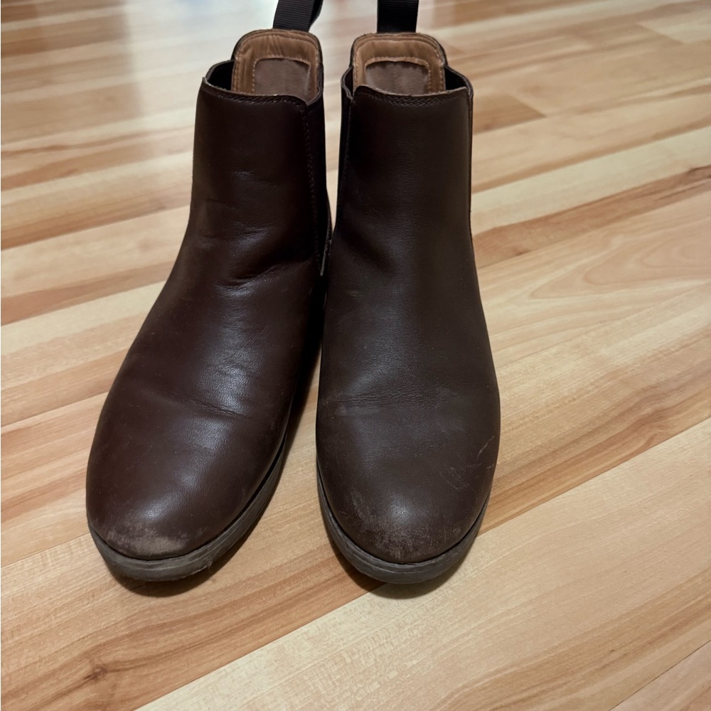 Brown Winter Chelsea Boots with Elastic Panels